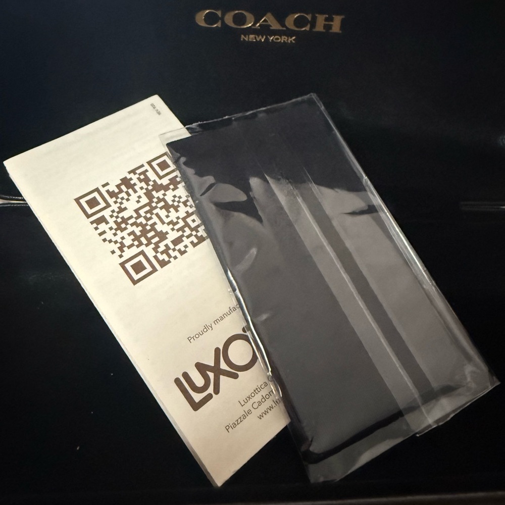 Coach Black Oversized Rectangular Sunglasses - image 7